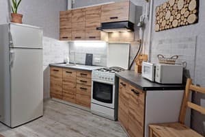 Home hotel вул. Раїси Окипної 5